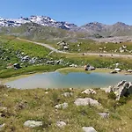 Vue Sur La Montagne, Au Pied Des Pistes 411 Val Thorens